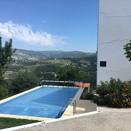 Quinta Dos Monteiros * Resende